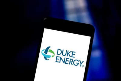 Is Duke Energy Stock Underperforming the S&P 500?
